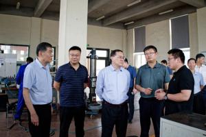 長安大學(xué)王建偉副校長一行蒞臨高遠公司進行考察交流